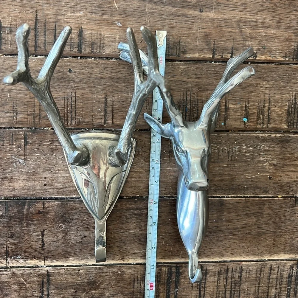 Silver-Colored Metal Decorative Deer Wall Hooks